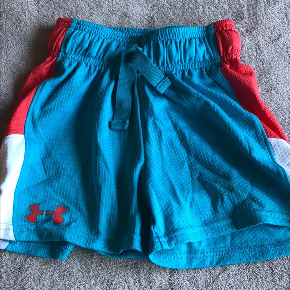 Under Armour Girls Shorts (size youth XS)